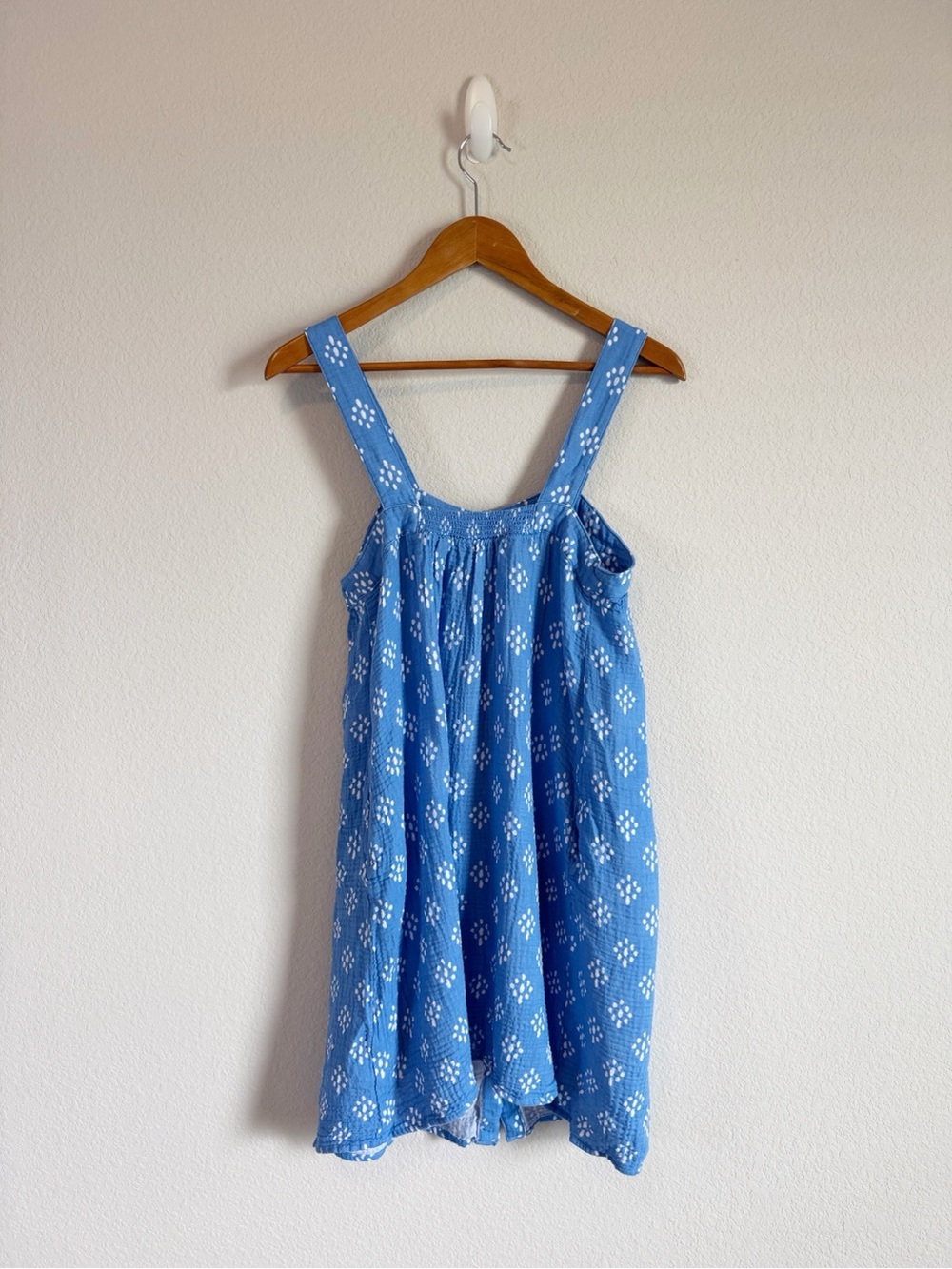 Lake Pajamas Hamptons Blue Regatta Iverse Ikat Print Nightgown Size Medium - Picture 6 of 7